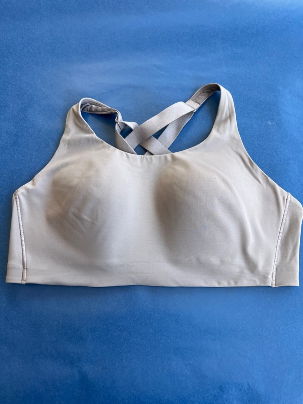 Lululemon Gray Crisscross Back Sports Bra EUC 34DD